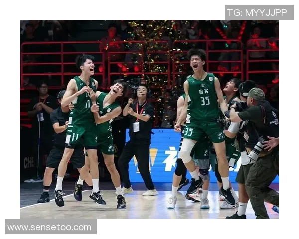 篮球团队协作实力评比广州篮球队荣获第三名佳绩